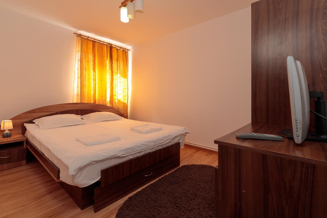 Casa Arbo Hotel Calimanesti Exterior photo